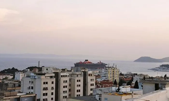 Luklena *
