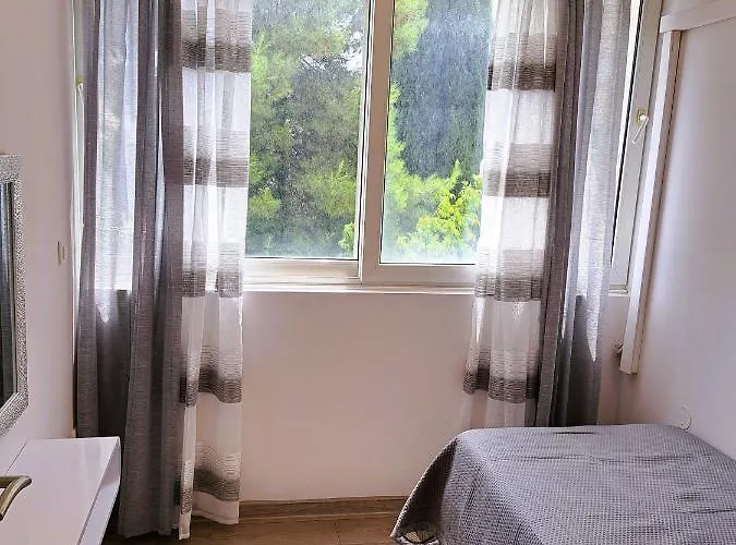 Luklena Split