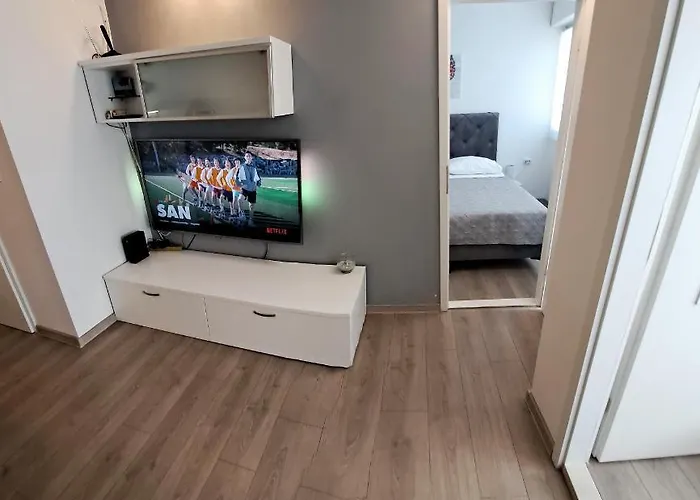 شقة Luklena سبليت