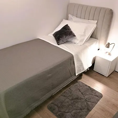 Luklena Appartement *