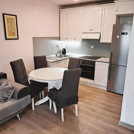 Luklena Appartement