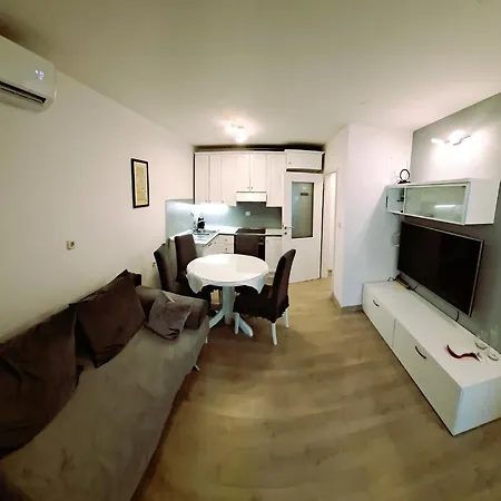 Luklena Appartement *